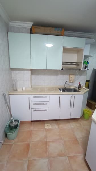 Sunflower Mansions, 17 Lorong 26 Geylang, Room Rental, 250 sqft, Condominium For Rent, by Candy Tan, 25373683 - PropertyGuru.com.sg