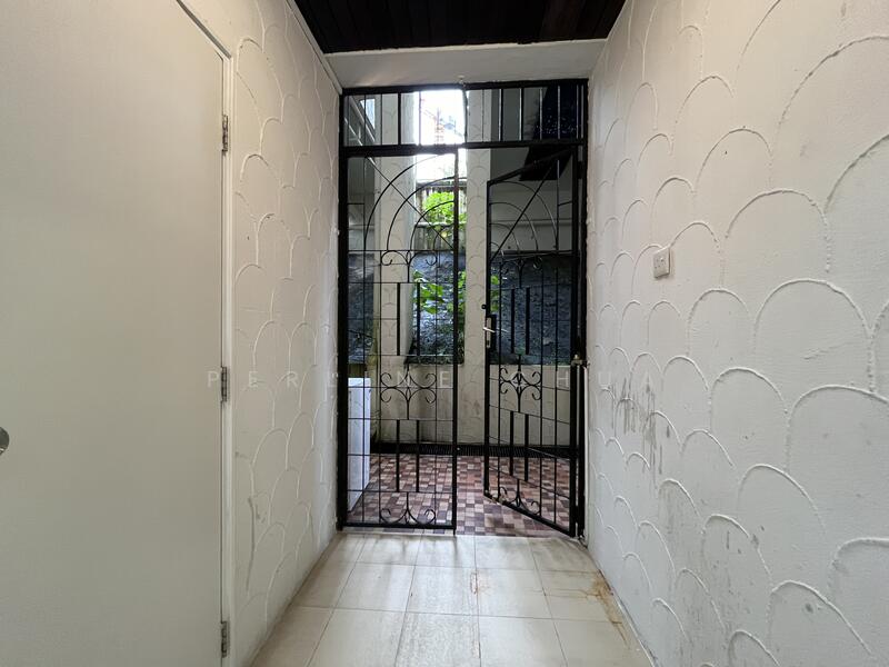 Point Loma, 30 Shelford Road, 3 Bedrooms, 3,057 sqft, Apartment For Rent, by Perline Chua, 25373712 - PropertyGuru.com.sg