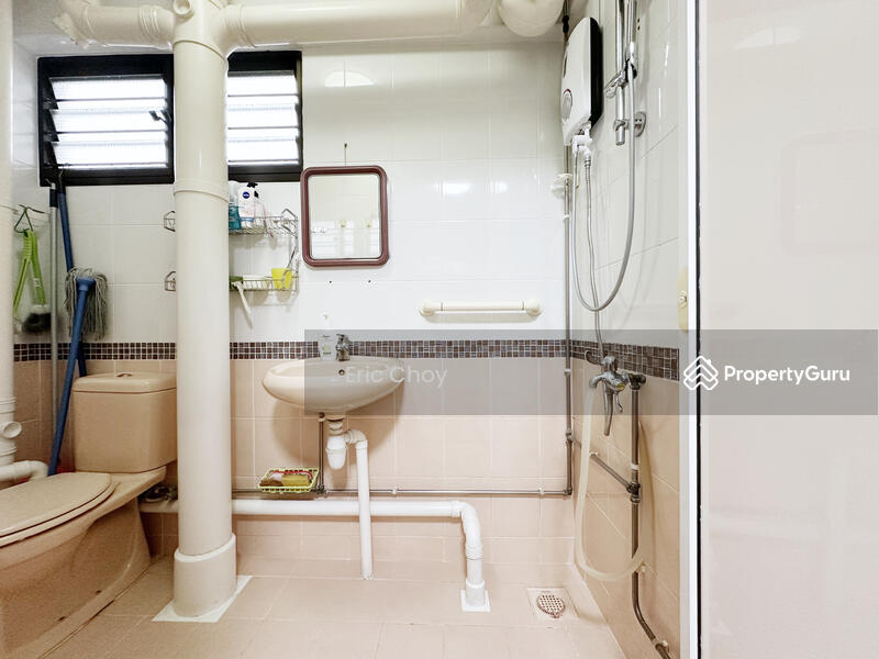 For Rent - 607 Golden Cassia
