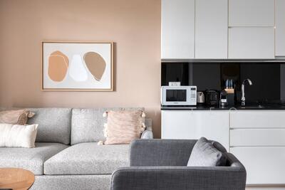 For Rent - Robin Suites