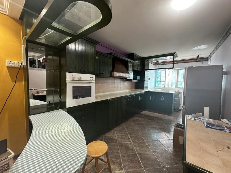 134 Bukit Batok West Avenue 6, 134 Bukit Batok West Avenue 6, Dairy Farm / Bukit Panjang / Choa Chu Kang, 2 Bedrooms, 882 sqft, HDB Flat For Rent, by Vivian Chua, 25374124 - PropertyGuru.com.sg