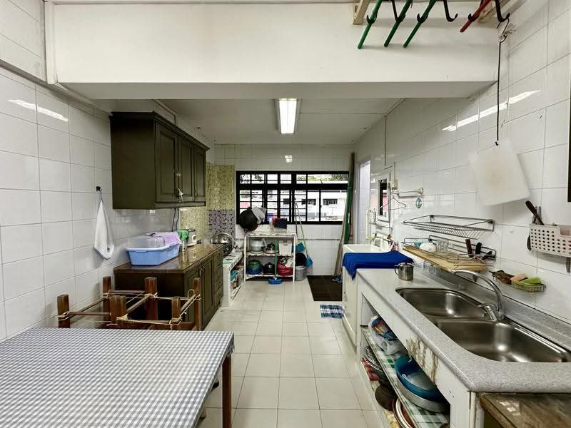 407 Ang Mo Kio Avenue 10, 407 Ang Mo Kio Avenue 10, Ang Mo Kio / Bishan / Thomson, 2 Bedrooms, 927 sqft, HDB Flat For Rent, by Joanna Chung, 25374205 - PropertyGuru.com.sg