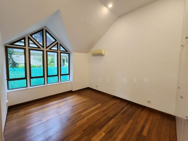 EVELYN 94889556 WELL RENOVATED CHARMING BGLW BELMONT FORD CORNWALL NEAR TOP SCHOOLS, Tanglin / Holland / Bukit Timah, 5 Bedrooms, 6,500 sqft, Good Class Bungalow For Sale, by Evelyn Lek 陆美智, 25374883 - PropertyGuru.com.sg