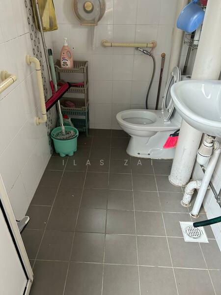 Common toilet