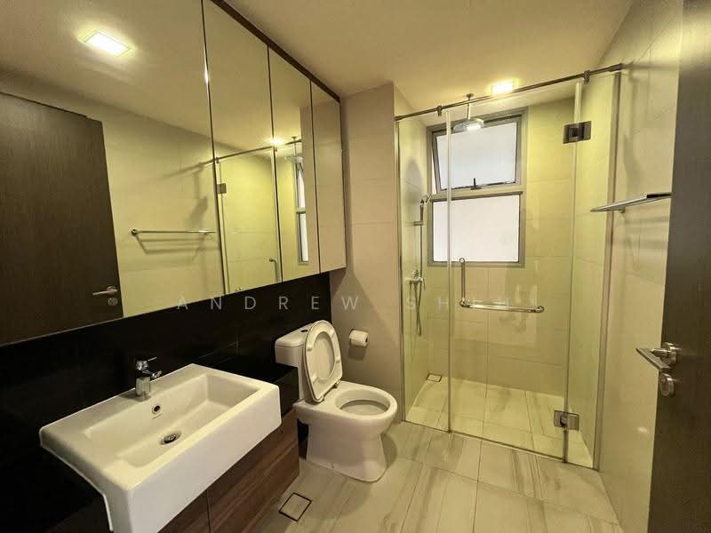 Workers' Accommodation for Rent Near Serangoon MRT, Lorong Lew Lian, Hougang / Punggol / Sengkang, 2 Bedrooms, 549 sqft, Condominium For Rent, by Andrew Shih, 25374987 - PropertyGuru.com.sg