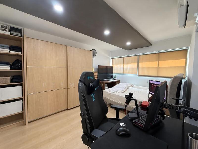 2 Delta Avenue, 2 Delta Avenue, Alexandra / Commonwealth, 3 Bedrooms, 1,313 sqft, HDB Flat For Rent, by Desmond Chan, 25375017 - Bedroom - PropertyGuru.com.sg