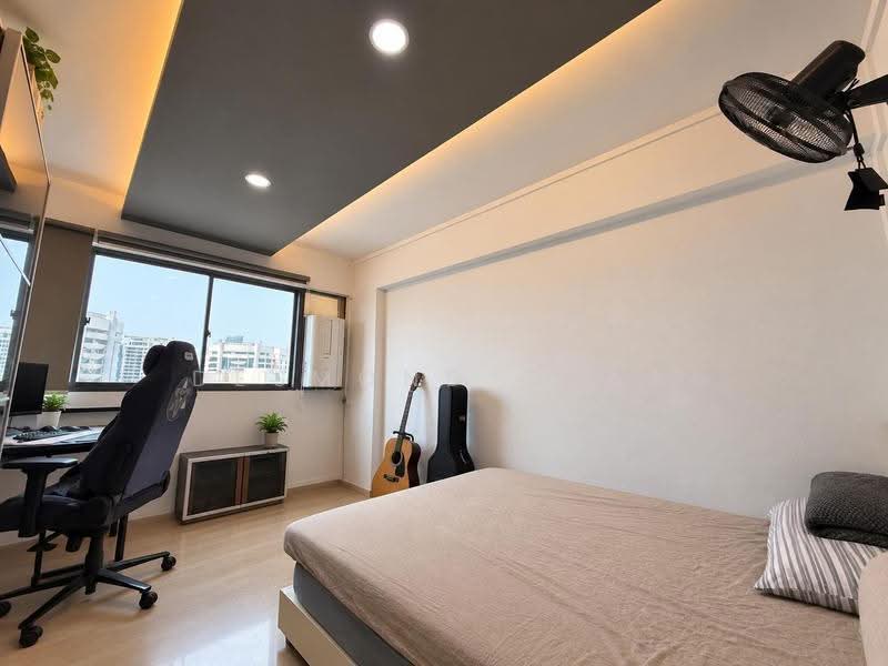 2 Delta Avenue, 2 Delta Avenue, Alexandra / Commonwealth, 3 Bedrooms, 1,313 sqft, HDB Flat For Rent, by Desmond Chan, 25375017 - Bedroom - PropertyGuru.com.sg