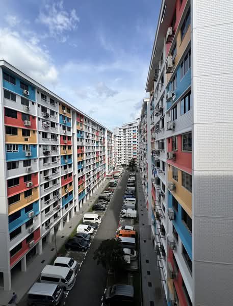 726 Jurong West Avenue 5, 726 Jurong West Avenue 5, Room Rental, 300 sqft, HDB Flat For Rent, by Shah Khan, 25375077 - PropertyGuru.com.sg