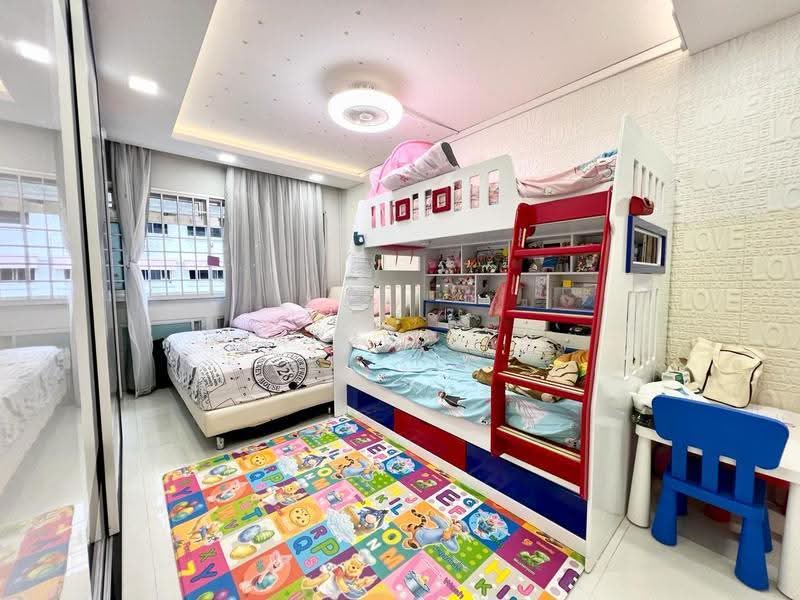 506 Choa Chu Kang Street 51, 506 Choa Chu Kang Street 51, Dairy Farm / Bukit Panjang / Choa Chu Kang, 3 Bedrooms, 1,323 sqft, HDB Flat For Sale, by Jaime Tan, 25375174 - Bedroom - PropertyGuru.com.sg