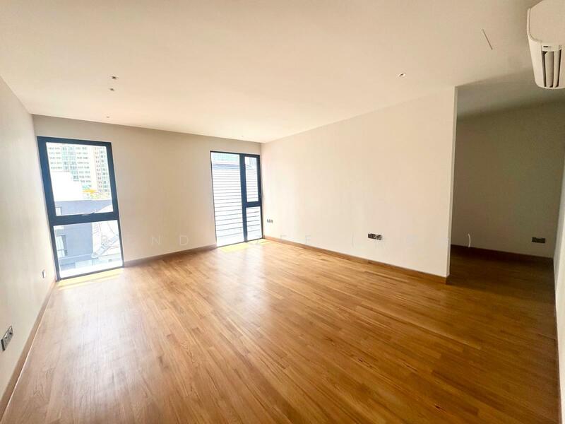 MERINO CRESCENT, Brand New Detached with Pool & Lift