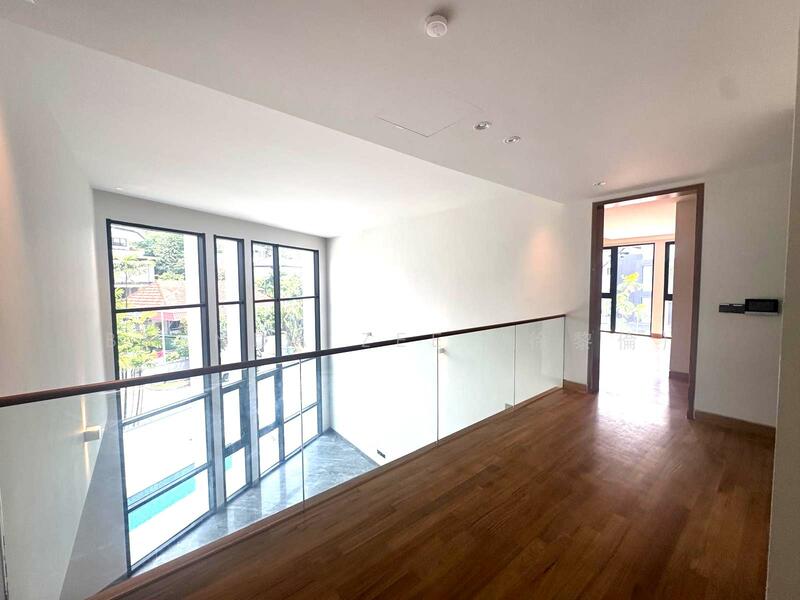 MERINO CRESCENT, Brand New Detached with Pool & Lift