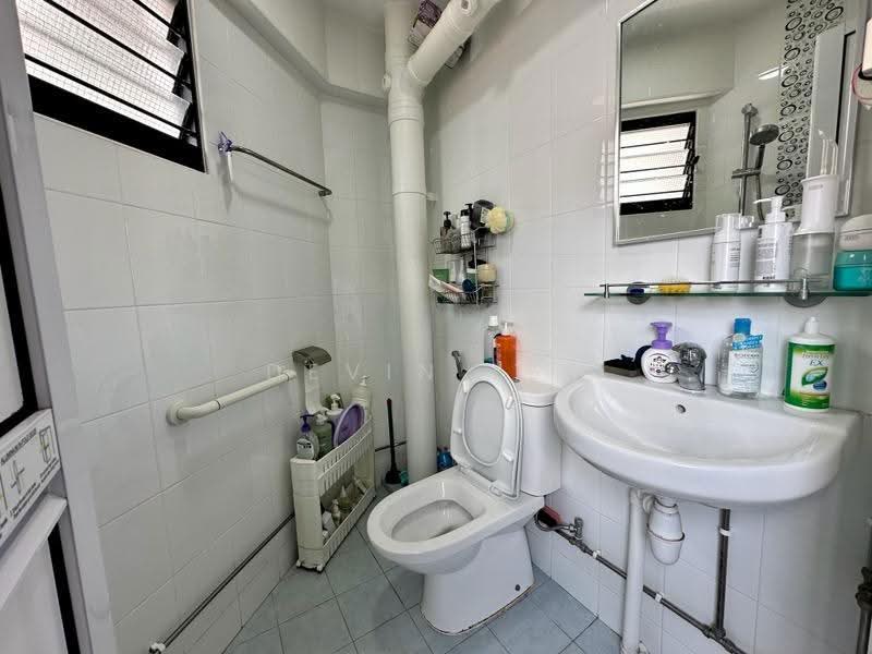 652 Yishun Avenue 4, 652 Yishun Avenue 4, Sembawang / Yishun, Room Rental, 107 sqft, HDB Flat For Rent, by Devin Lee, 25375265 - PropertyGuru.com.sg