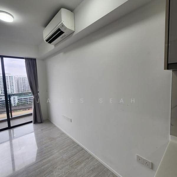 Parc Esta, 822 Sims Avenue, Eunos / Geylang / Paya Lebar, Studio, 420 sqft, Condominium For Rent, by James Seah, 25375498 - Balcony - PropertyGuru.com.sg