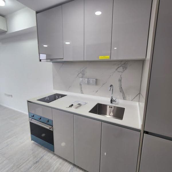Parc Esta, 822 Sims Avenue, Eunos / Geylang / Paya Lebar, Studio, 420 sqft, Condominium For Rent, by James Seah, 25375498 - Kitchen - PropertyGuru.com.sg