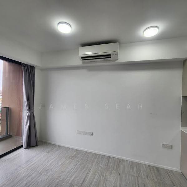 Parc Esta, 822 Sims Avenue, Eunos / Geylang / Paya Lebar, Studio, 420 sqft, Condominium For Rent, by James Seah, 25375498 - Balcony - PropertyGuru.com.sg