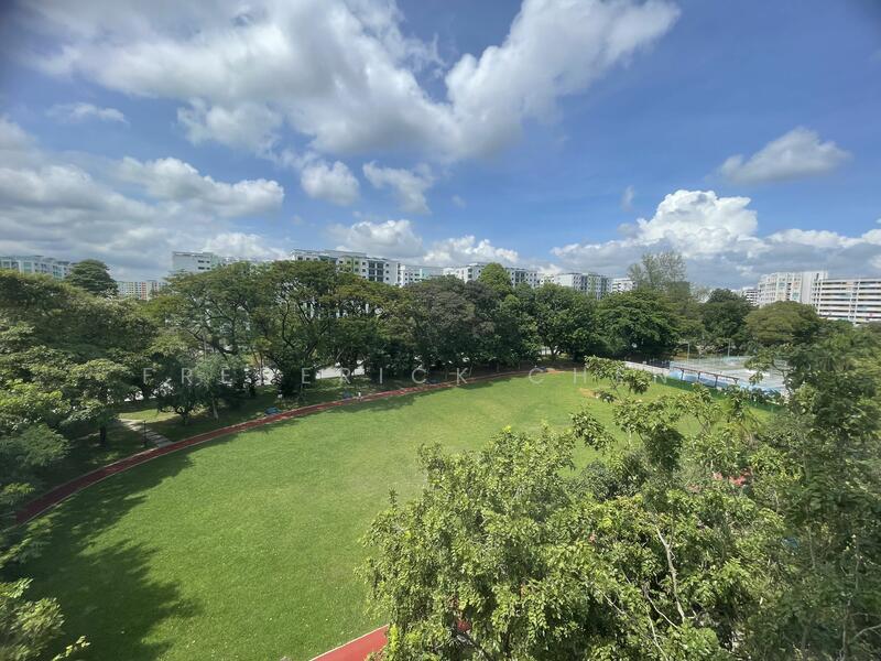 For Sale - 898B Woodlands Drive 50