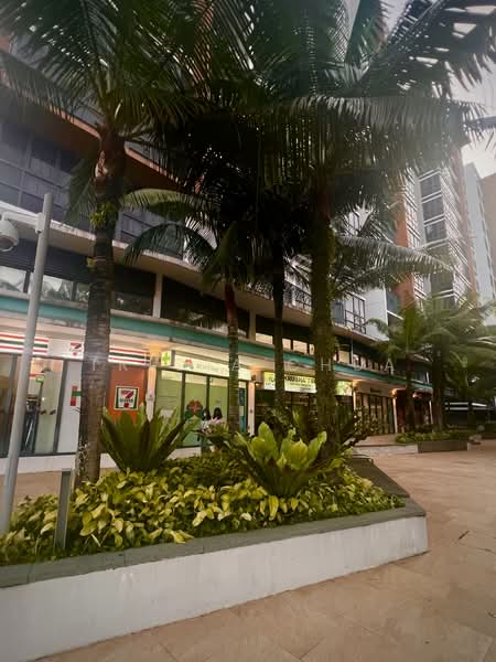 Coco Palms, 29 Pasir Ris Grove, 1 Bedroom, 463 sqft, Condominium For Rent, by Tricia Chua, 25375736 - PropertyGuru.com.sg