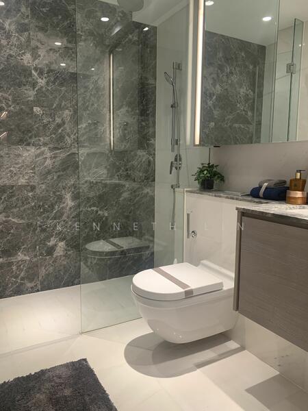 CHEAP! Fully Renovated Developer Unit for Sale! 2 Bed + Loft in D09!, , 2 Bedrooms, 1,044 sqft, Condominium For Sale, by Kenneth Lin, 25375951 - PropertyGuru.com.sg