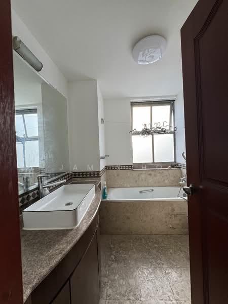 D'Manor, Tanah Merah Kechil Avenue, 4 Bedrooms, 3,337 sqft, Terraced House For Rent, by James Ho, 25376144 - PropertyGuru.com.sg