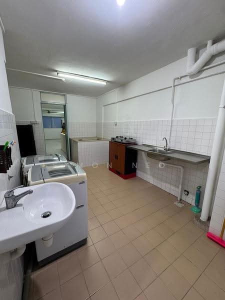 406 Tampines Street 41, 406 Tampines Street 41, Pasir Ris / Tampines, 2 Bedrooms, 818 sqft, HDB Flat For Rent, by Simon Neo, 25376394 - Kitchen - PropertyGuru.com.sg