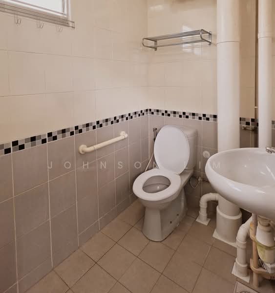 58 Chai Chee Drive, 58 Chai Chee Drive, 3 Bedrooms, 1,130 sqft, HDB Flat For Sale, by Johnson Lim, 25376743 - PropertyGuru.com.sg