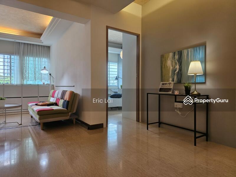 For Rent - One Tree Hill Mansions
