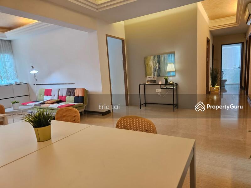 For Rent - One Tree Hill Mansions
