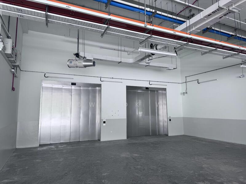 1st floor Product display office / dedicated loading bays / climate controlled warehouse @ woodland, , 3,500 sqft, Warehouse For Rent, by Leow Kok Wee, 25377693 - CommercialGuru.com.sg