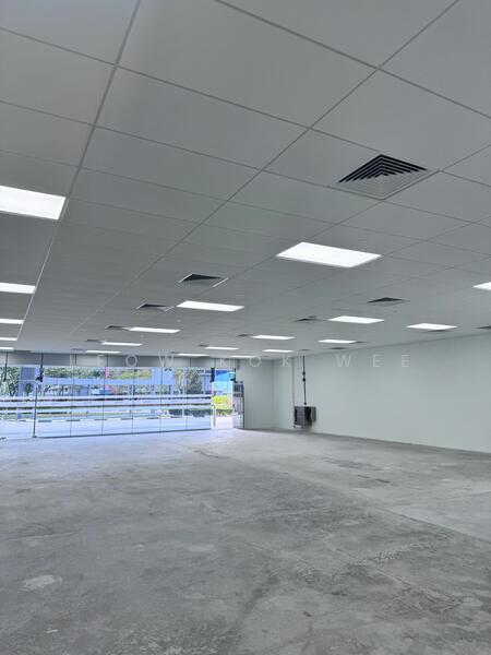 1st floor Product display office / dedicated loading bays / climate controlled warehouse @ woodland, , 3,500 sqft, Warehouse For Rent, by Leow Kok Wee, 25377693 - CommercialGuru.com.sg