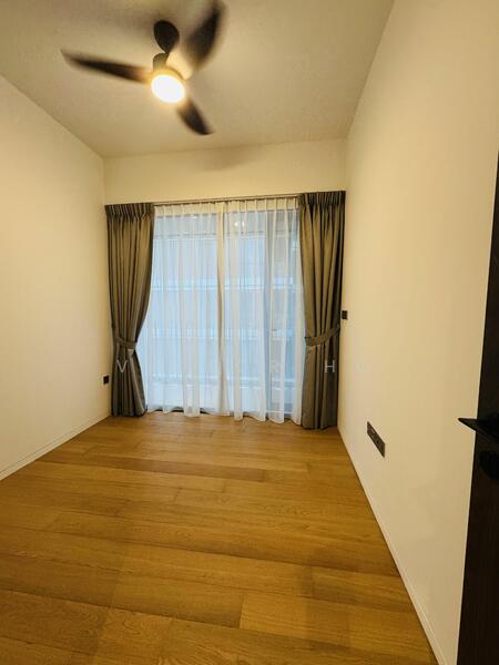 For Rent - The Reef at King's Dock