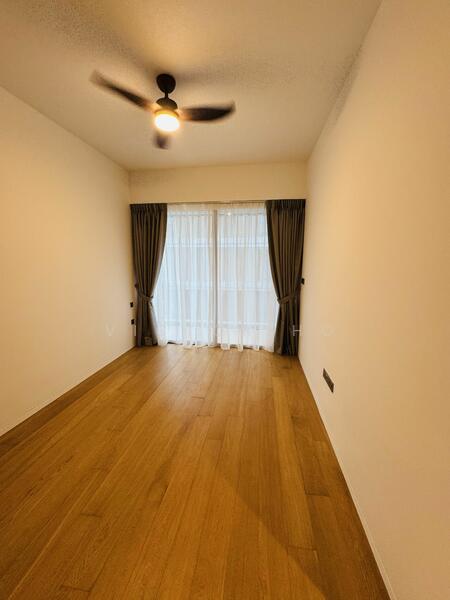 For Rent - The Reef at King's Dock