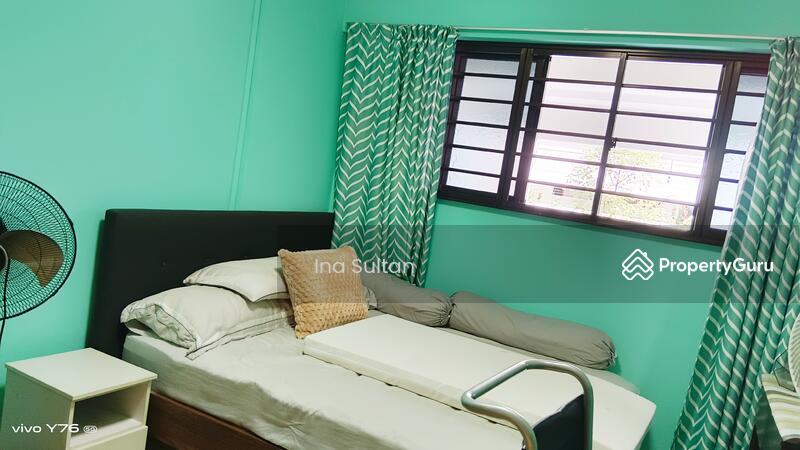 For Rent - 221 Tampines Street 24