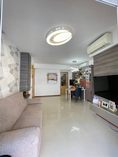 The Tampines Trilliant, 27 Tampines Central 7, 3 Bedrooms, 1,001 sqft, Executive Condominium For Rent, by Daniel Lim, 25378228 - PropertyGuru.com.sg