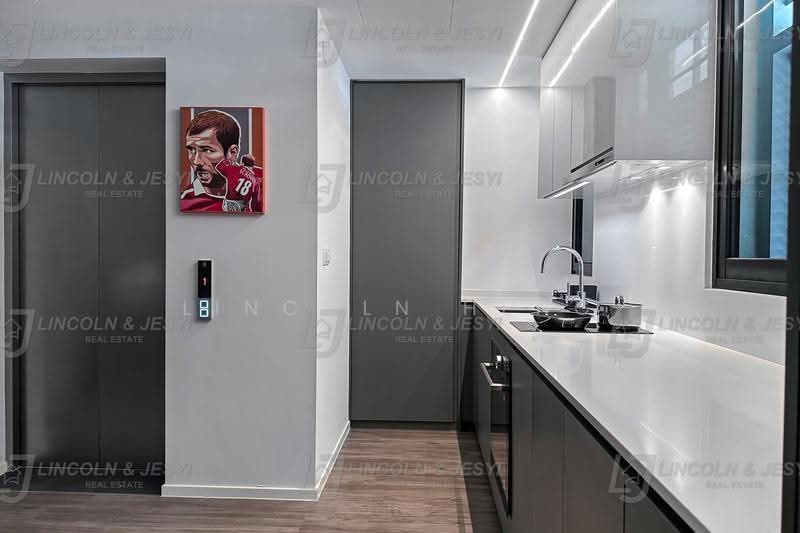 Avenue South Residence, 5 Silat Avenue, Alexandra / Commonwealth, 1 Bedroom, 474 sqft, Condominium For Sale, by Lincoln Heng, 25379327 - PropertyGuru.com.sg