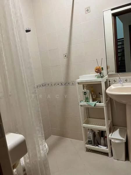 Pine Grove, 1M Pine Grove, Room Rental, 120 sqft, Condominium For Rent, by Tracy Liu, 25379522 - PropertyGuru.com.sg