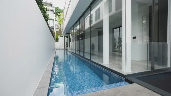 Holland Grove Park, Mount Sinai / Grove Drive / Holland Park, 7 Bedrooms, 10,000 sqft, Bungalow House For Sale, by Bernard Wu, 25379554 - PropertyGuru.com.sg