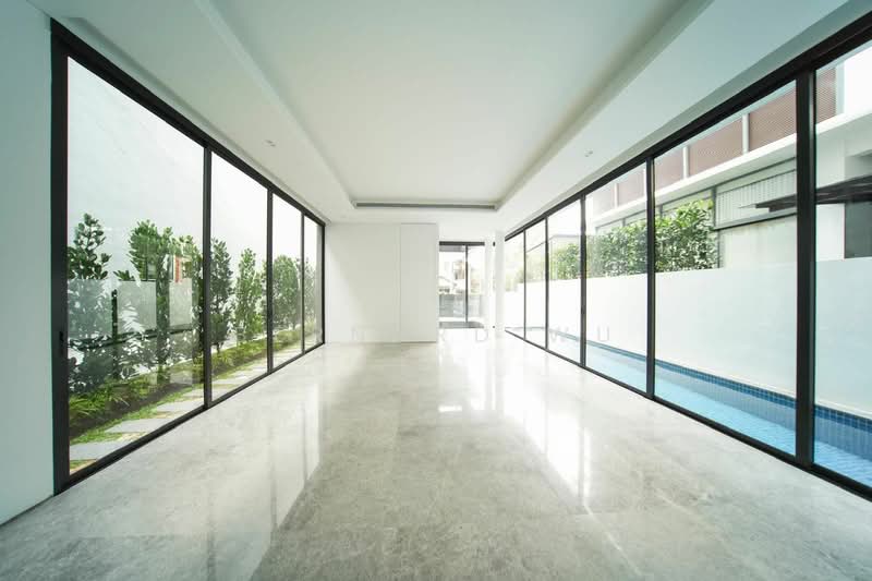 For Sale - Holland Grove Park