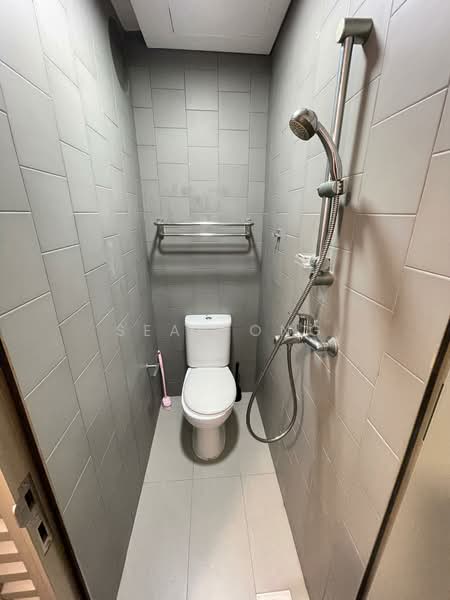 1 Moulmein Rise, 1 Moulmein Rise, Newton / Novena, Room Rental, 100 sqft, Apartment For Rent, by Sean Ong, 25379643 - Common toilet 2 - PropertyGuru.com.sg