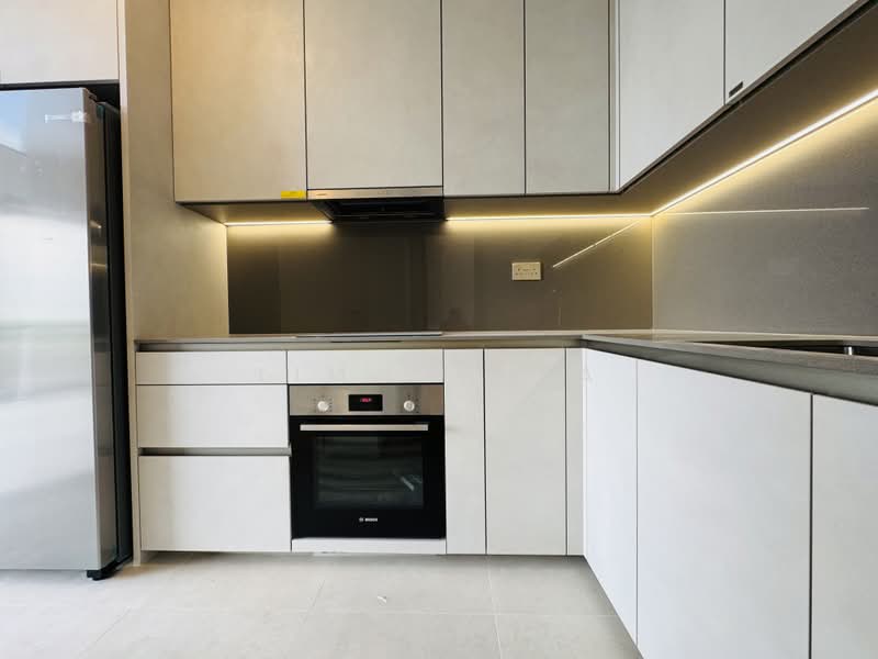 35 Gilstead, 35 Gilstead Road, 3 Bedrooms, 1,249 sqft, Apartment For Rent, by Lim Li Jia, 25379874 - PropertyGuru.com.sg
