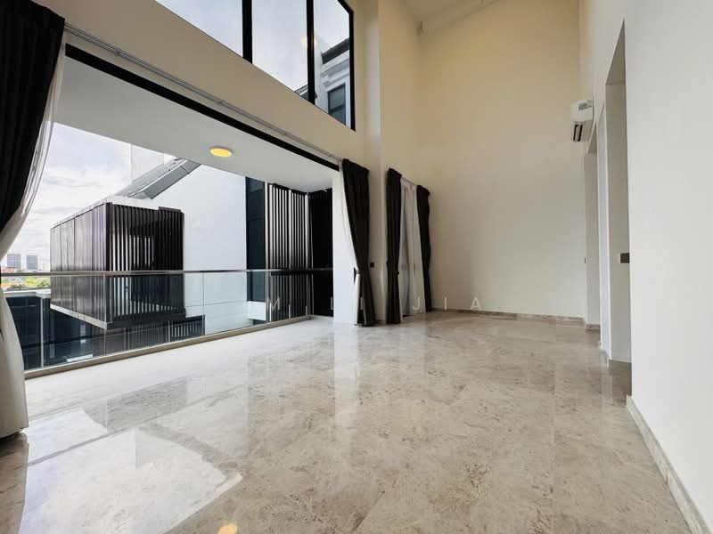35 Gilstead, 35 Gilstead Road, 3 Bedrooms, 1,249 sqft, Apartment For Rent, by Lim Li Jia, 25379874 - PropertyGuru.com.sg