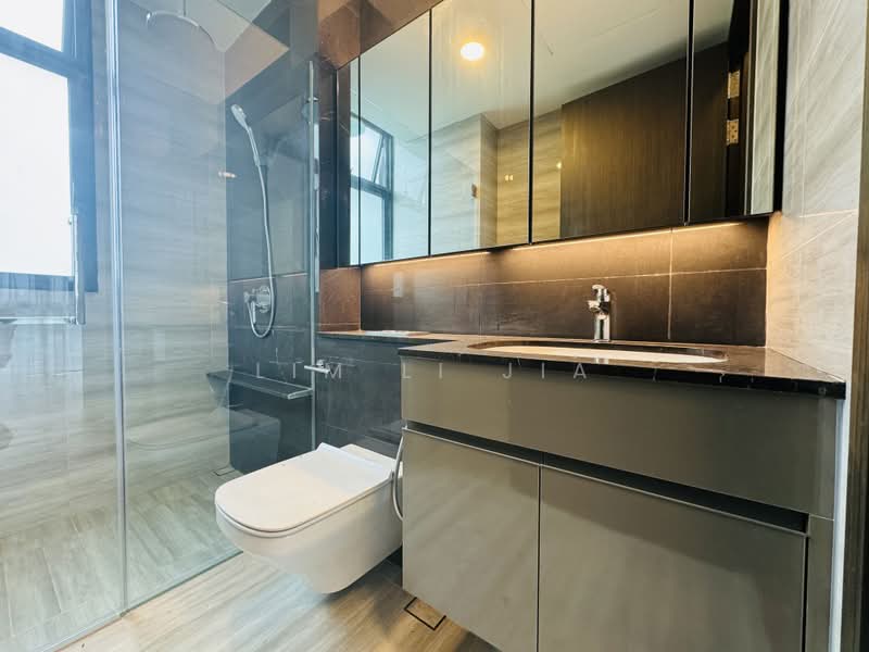 35 Gilstead, 35 Gilstead Road, 3 Bedrooms, 1,249 sqft, Apartment For Rent, by Lim Li Jia, 25379874 - PropertyGuru.com.sg