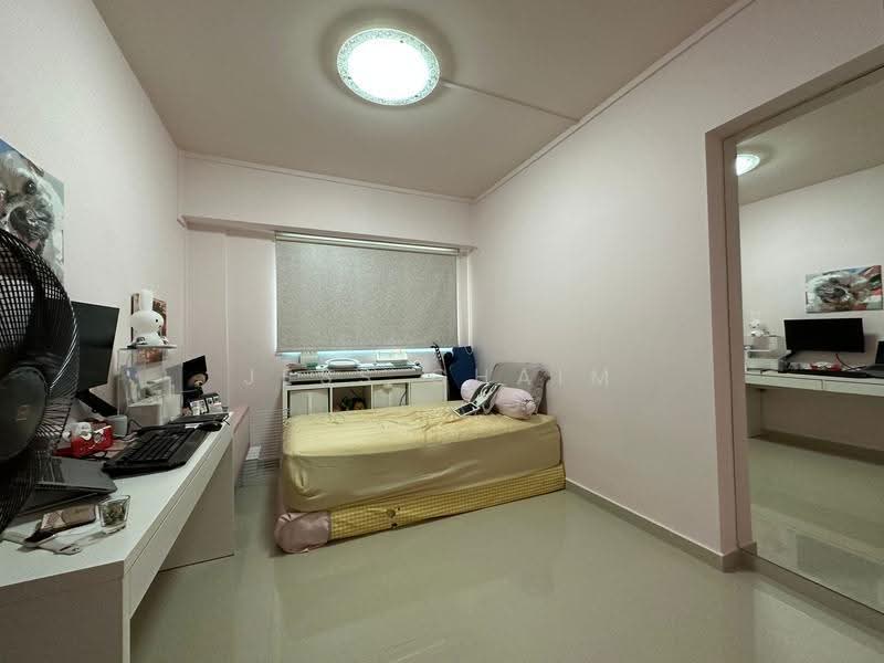 104 Pasir Ris Street 12, 104 Pasir Ris Street 12, Pasir Ris / Tampines, Room Rental, 100 sqft, HDB Flat For Rent, by Jess Chaim, 25379891 - Bedroom - PropertyGuru.com.sg