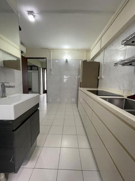 513 Wellington Circle, 513 Wellington Circle, Sembawang / Yishun, 1 Bedroom, 431 sqft, HDB Flat For Rent, by Jaine Lidu, 25379975 - Kitchen - PropertyGuru.com.sg