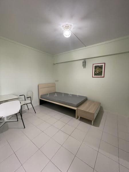513 Wellington Circle, 513 Wellington Circle, Sembawang / Yishun, 1 Bedroom, 431 sqft, HDB Flat For Rent, by Jaine Lidu, 25379975 - Bedroom - PropertyGuru.com.sg