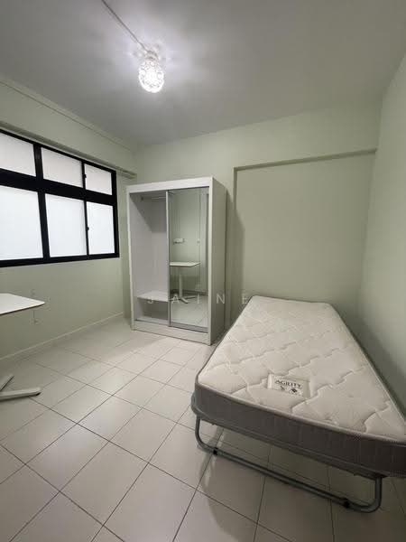 513 Wellington Circle, 513 Wellington Circle, Sembawang / Yishun, 1 Bedroom, 431 sqft, HDB Flat For Rent, by Jaine Lidu, 25379975 - Bedroom - PropertyGuru.com.sg