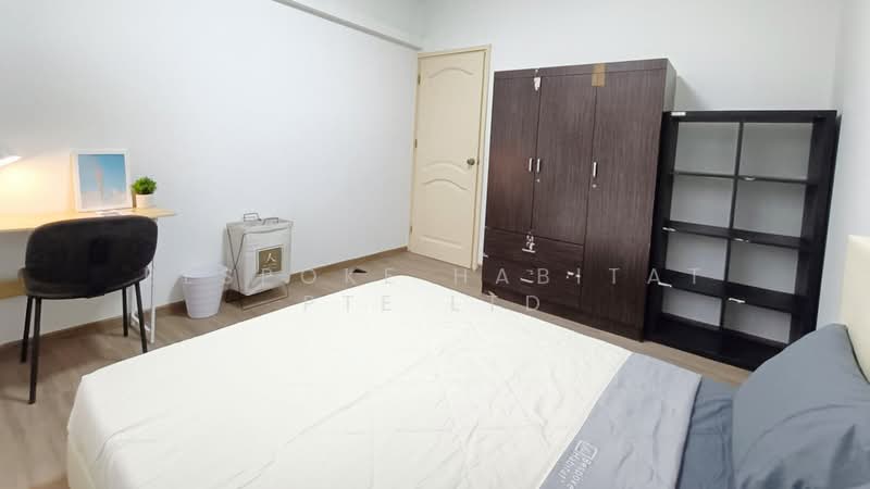 Sherwood Towers, 3 Jalan Anak Bukit, Room Rental, 100 sqft, Apartment For Rent, by Bespoke Habitat Pte Ltd, 25380120 - 04-03 CR3 - PropertyGuru.com.sg