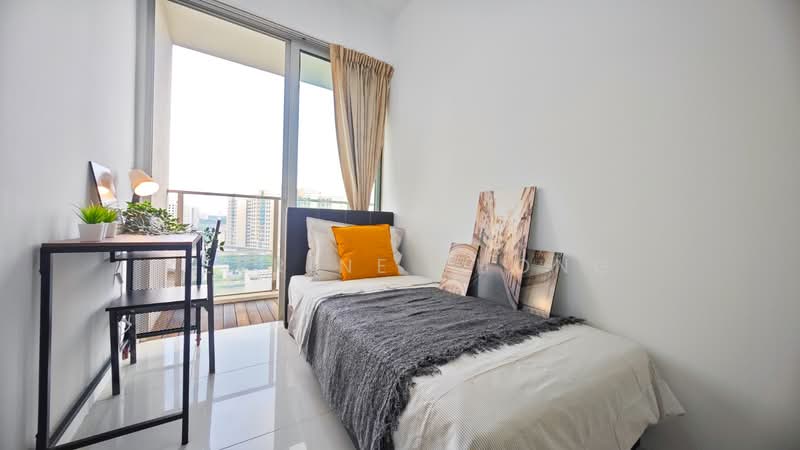 The Centris, 81 Jurong West Central 3, Room Rental, 120 sqft, Condominium For Rent, by Kerrine Thong, 25380187 - PropertyGuru.com.sg
