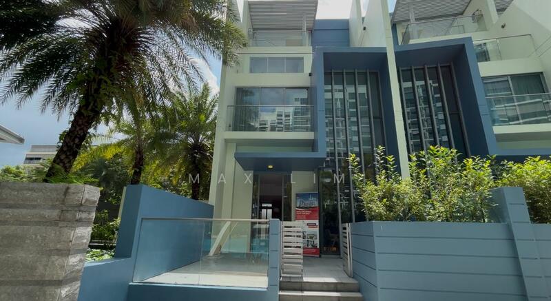 For Sale - Skies Miltonia
