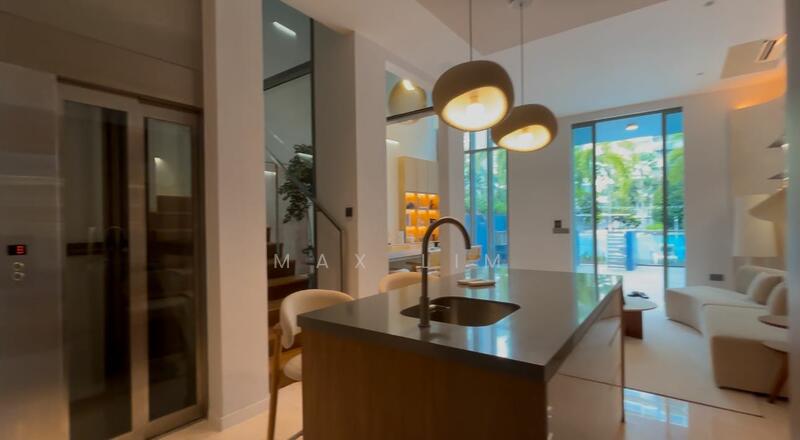 For Sale - Skies Miltonia