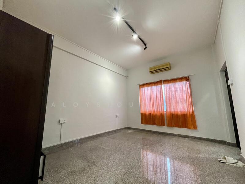 For Rent - Landed Detached House